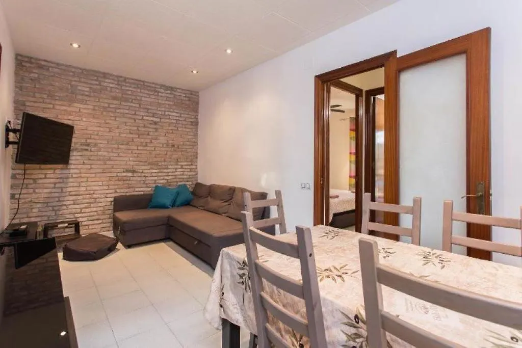 Modern Pad In A Great Old Barrio Lejlighed Barcelona