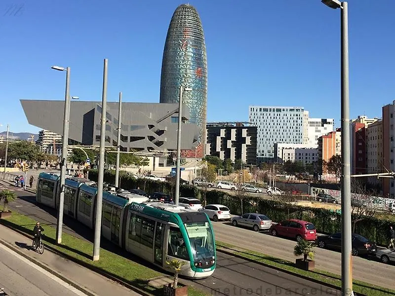 Modern Pad In A Great Old Barrio Lejlighed Barcelona Spanien
